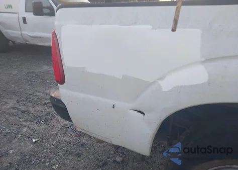 2013 Ford F-350 Xl z USA, uszkodzony, nr VIN 1FTBF3A63DEA62643